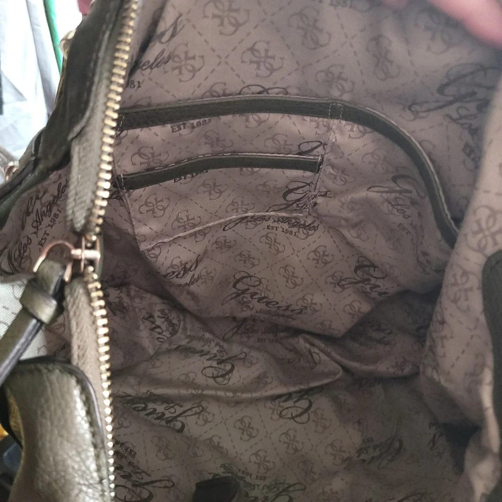 GUESS 1981 Olive Green Pebbled Faux Leather‎ Hobo Bag with Suede 80s Trim Tassel